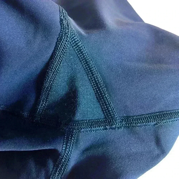 Lululemon Twist & Train Crop 19” Jaded Size 4 - Picture 8 of 12